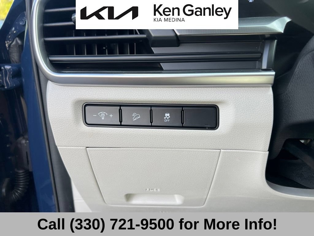 Certified 2024 Kia Telluride S w/ S Sunroof Package AWD/4WD image 27