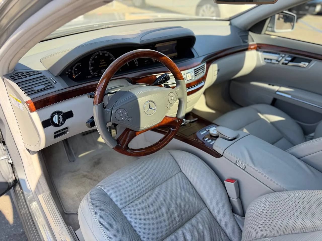 Used 2012 Mercedes-Benz S 550 image 25