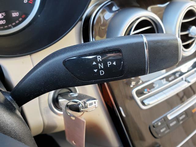 Used 2016 Mercedes-Benz GLC 300 4MATIC image 22