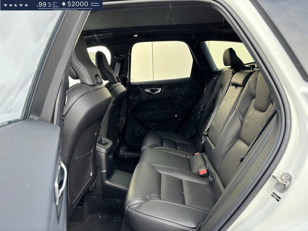 New 2026 Volvo XC60 T8 Ultra w/ Climate Package AWD/4WD image 16