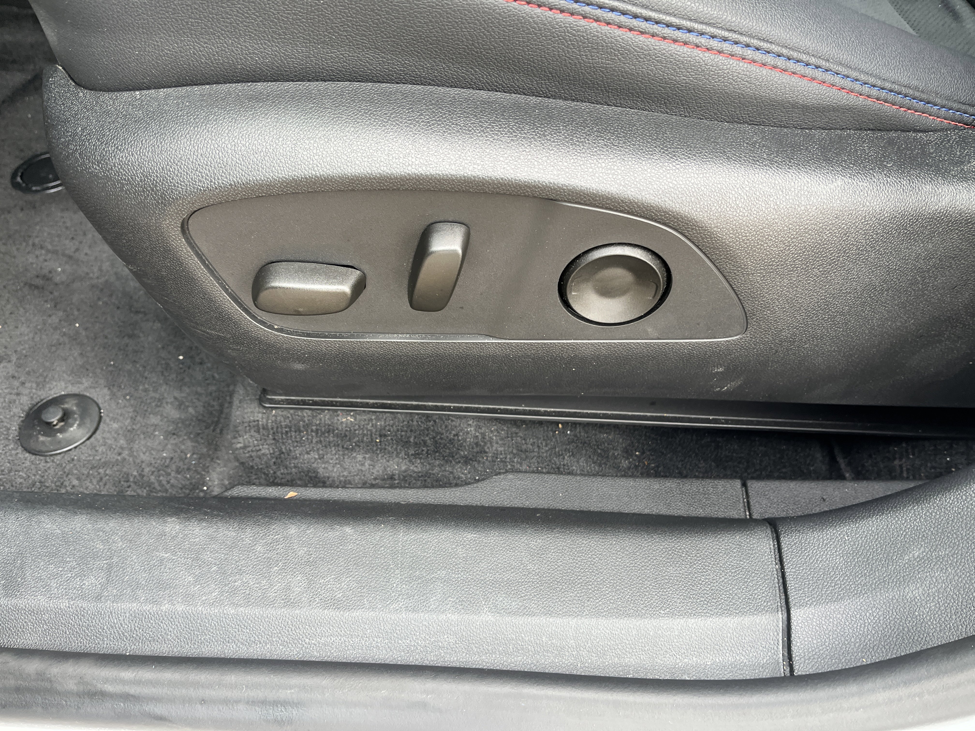 Used 2025 Chevrolet Blazer EV RS image 10