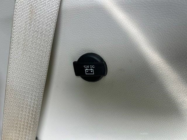 Used 2024 Chrysler Pacifica Limited FWD image 48