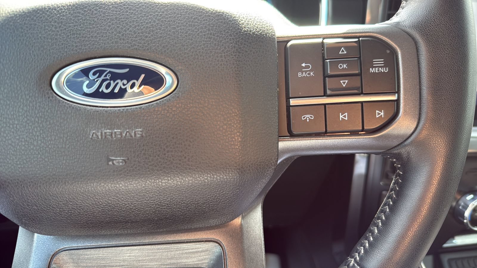 Used 2023 Ford F150 Lariat AWD/4WD image 15