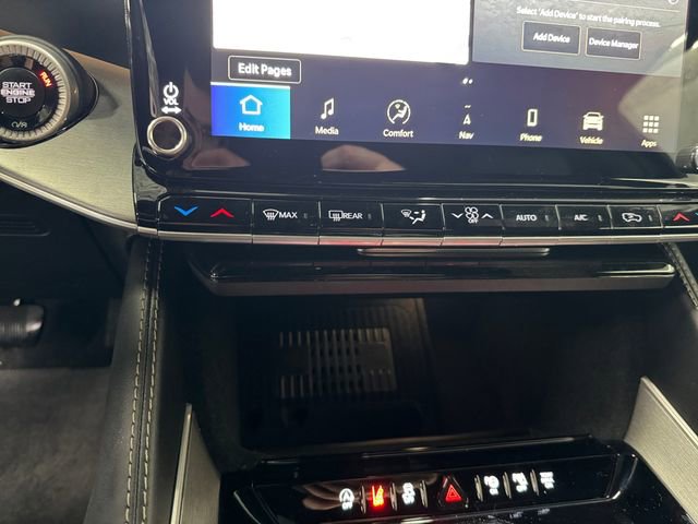 New 2026 Jeep Grand Wagoneer L Limited image 3