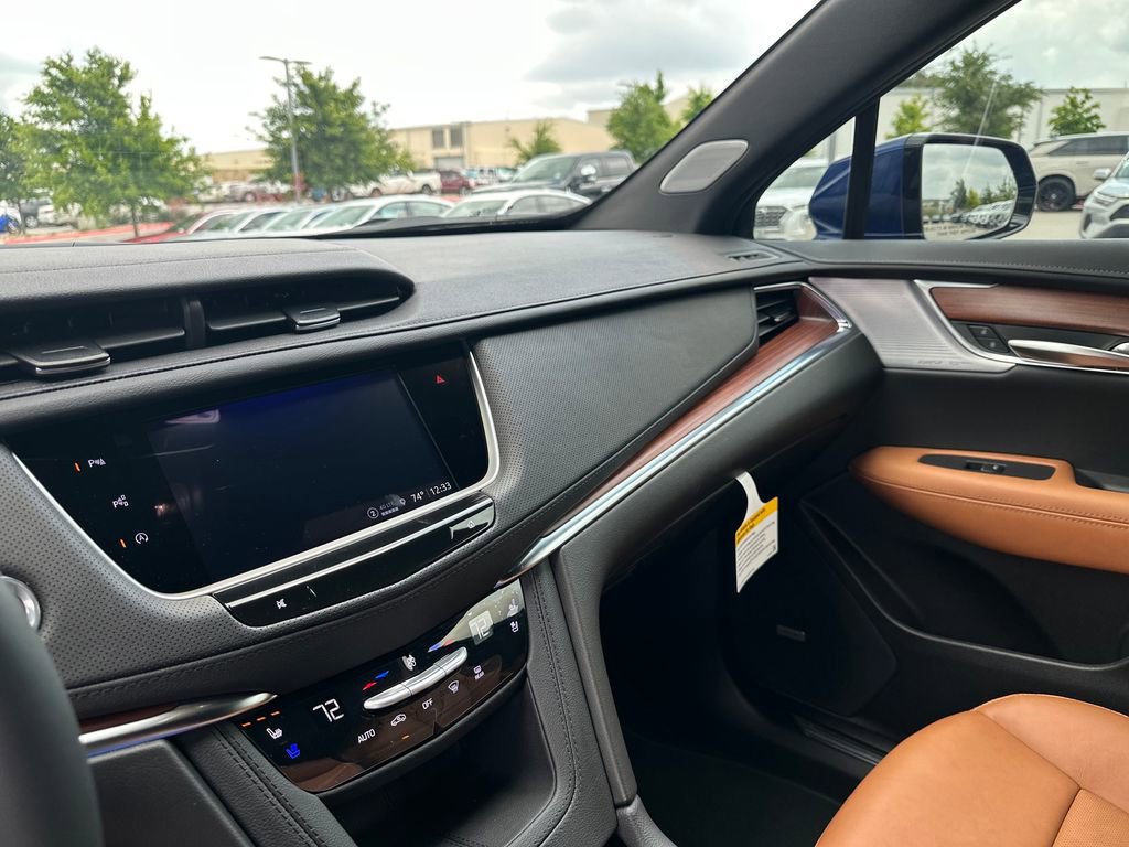 New 2026 Cadillac XT5 Premium Luxury w/ Driver Assist Package FWD image 25