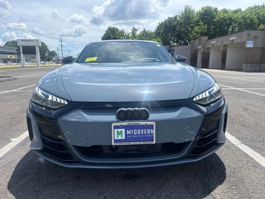 Used 2022 Audi e-tron GT Prestige AWD/4WD video 2