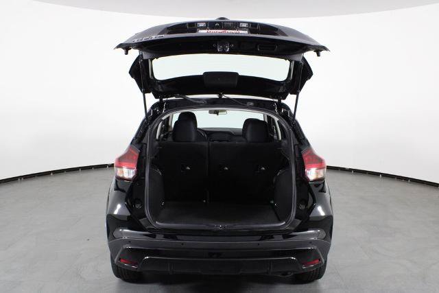 Certified 2023 Nissan Kicks S FWD image 17