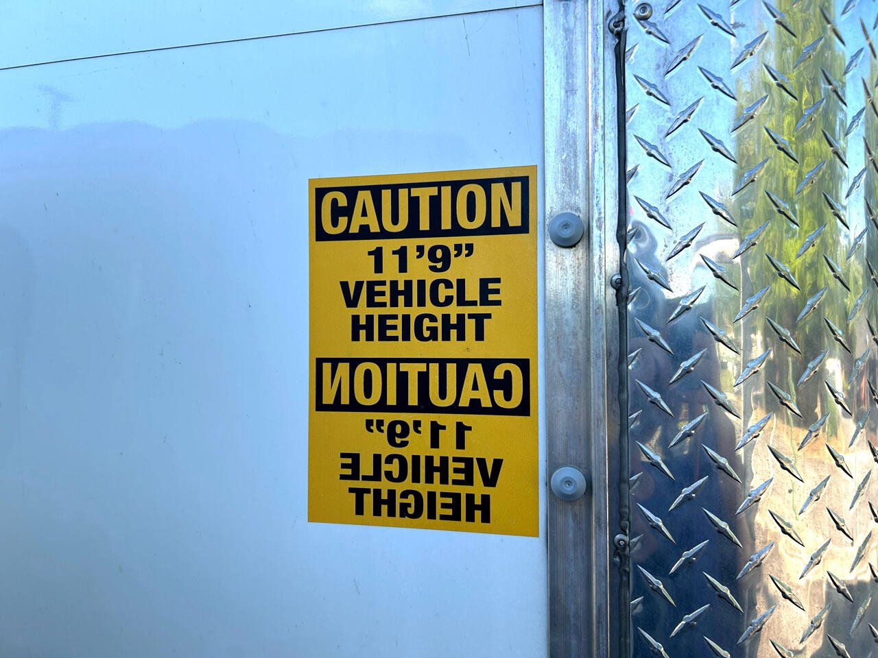 Used 2023 Chevrolet Low Cab Forward 5500XD image 24