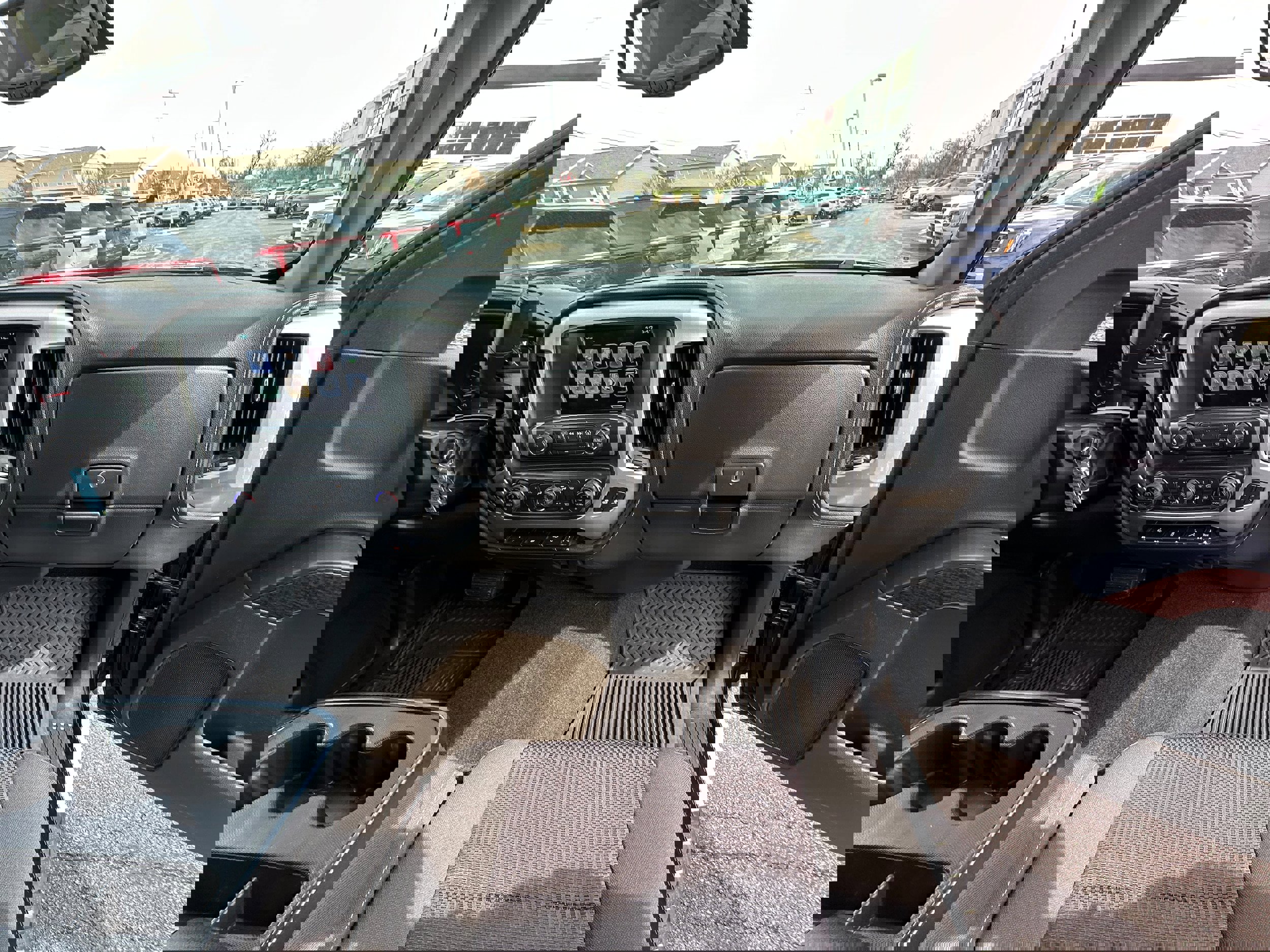 Used 2017 GMC Sierra 1500 SLE w/ SLE Value Package image 17