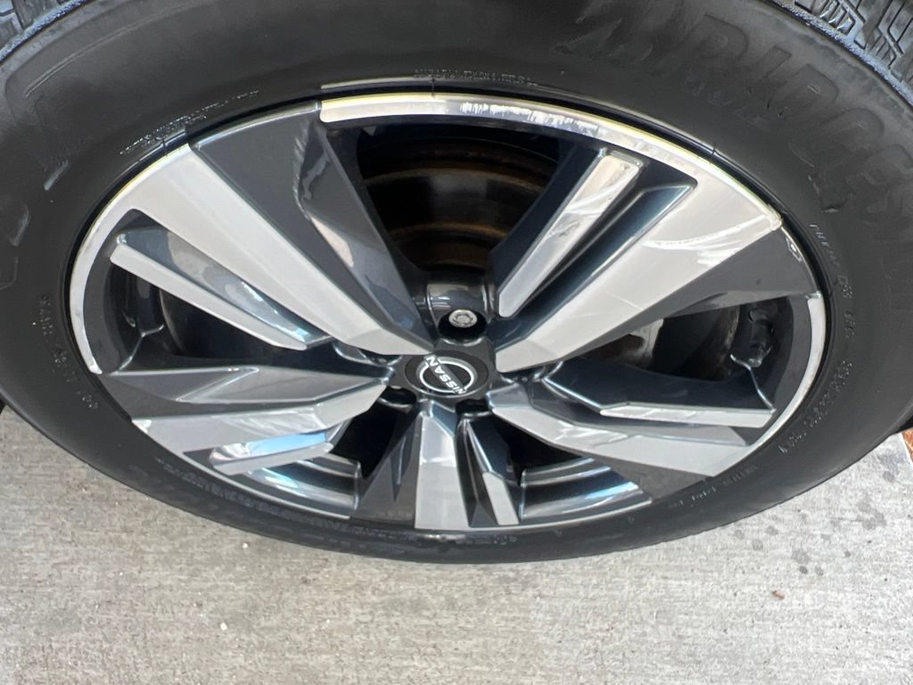 Certified 2023 Nissan Rogue SL AWD/4WD image 40
