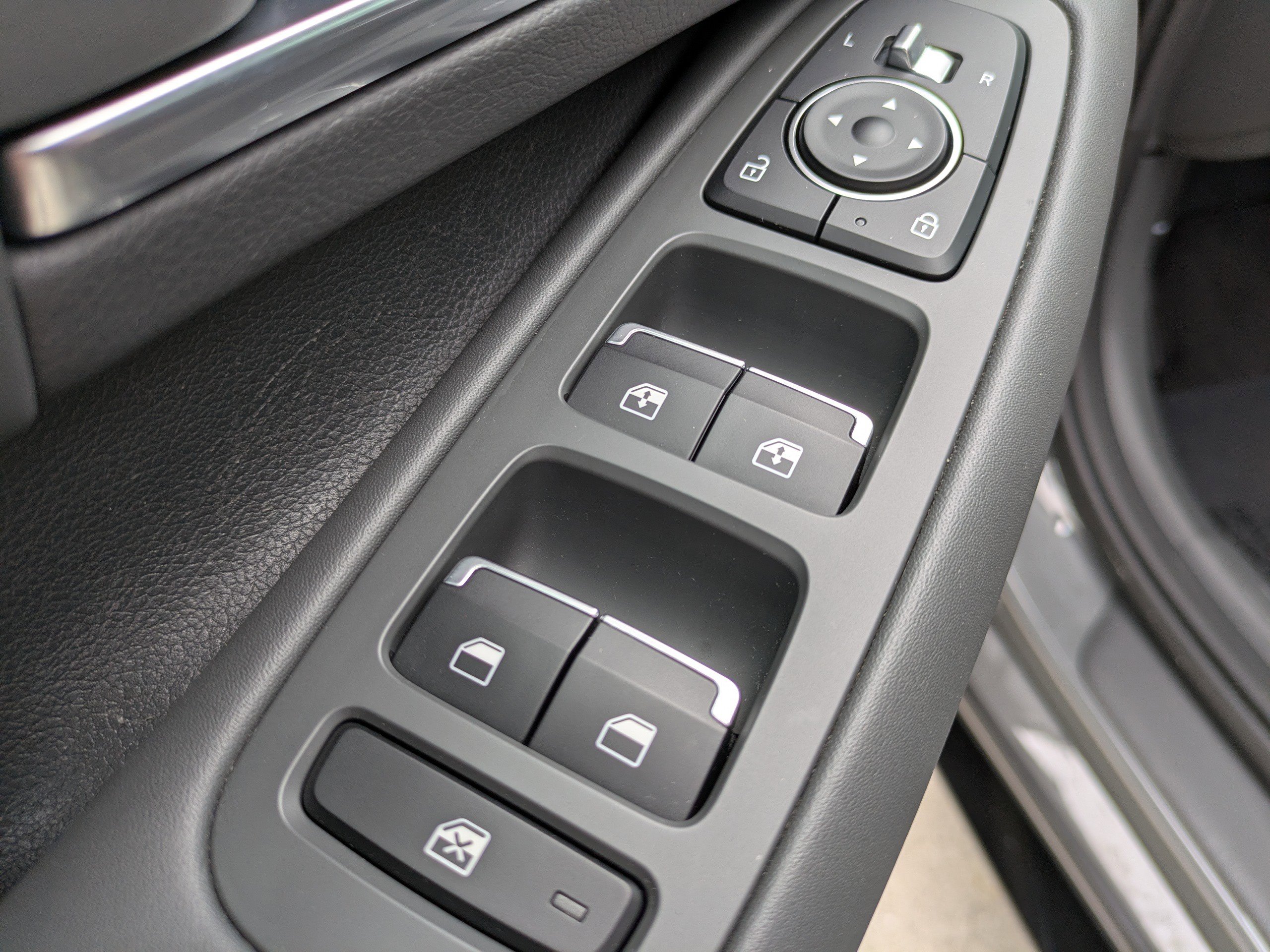 Used 2021 Hyundai Sonata SEL Plus w/ Cargo Package image 19