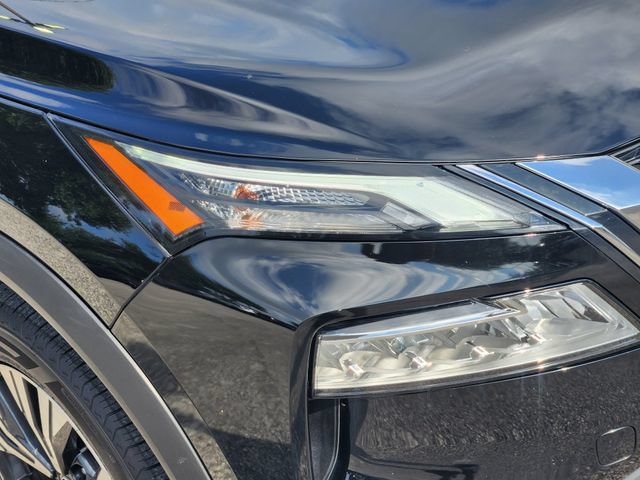 Used 2023 Nissan Rogue SV FWD image 10