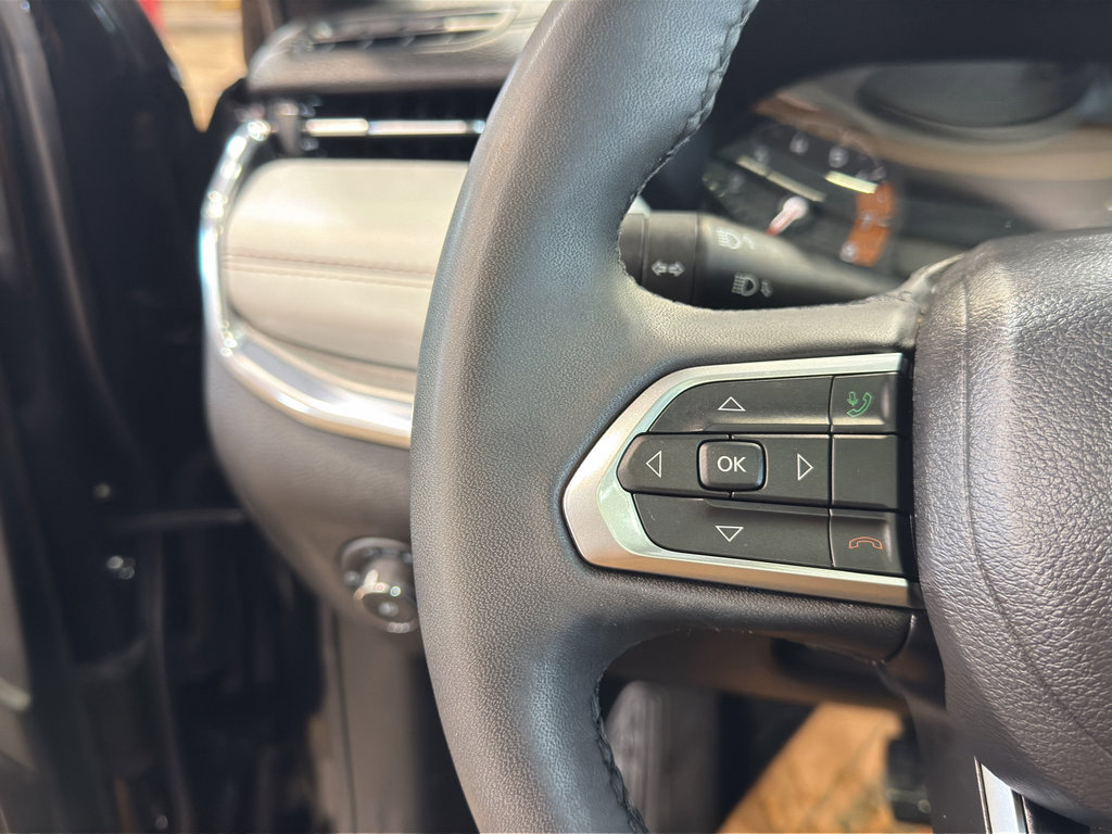 Used 2023 Jeep Compass Limited w/ Sun and Sound Group image 31