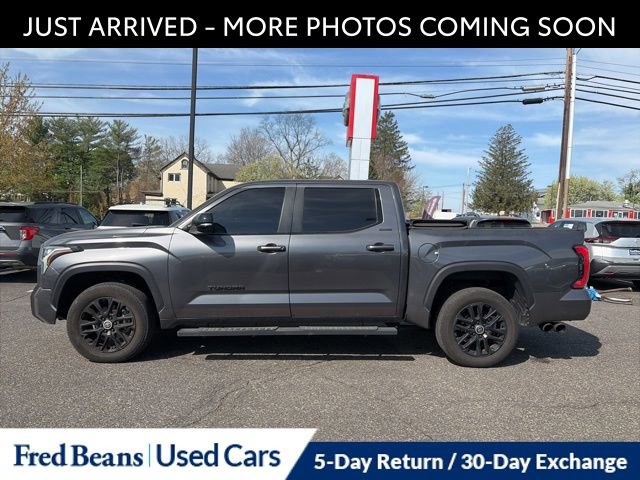 Used 2024 Toyota Tundra Limited AWD/4WD image 4