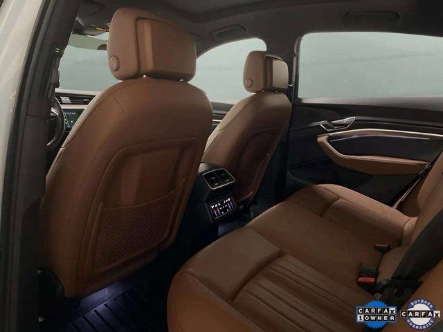 Used 2022 Audi e-tron Premium Plus w/ Premium Plus Package image 74