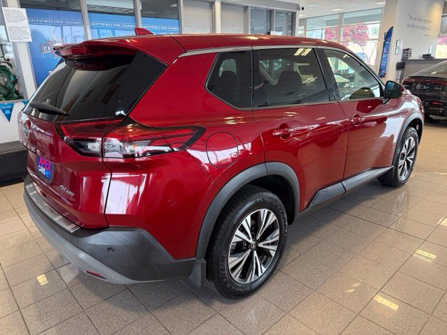 Used 2021 Nissan Rogue SV AWD/4WD image 4