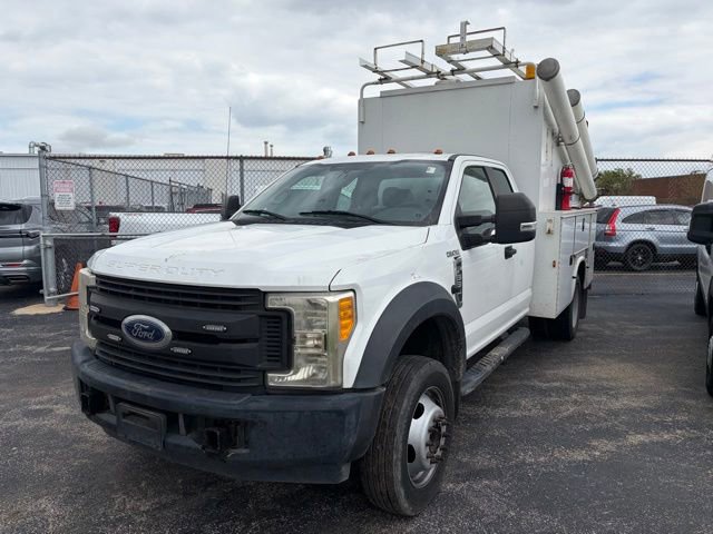 Used 2017 Ford F550 2WD SuperCab Super Duty image 2
