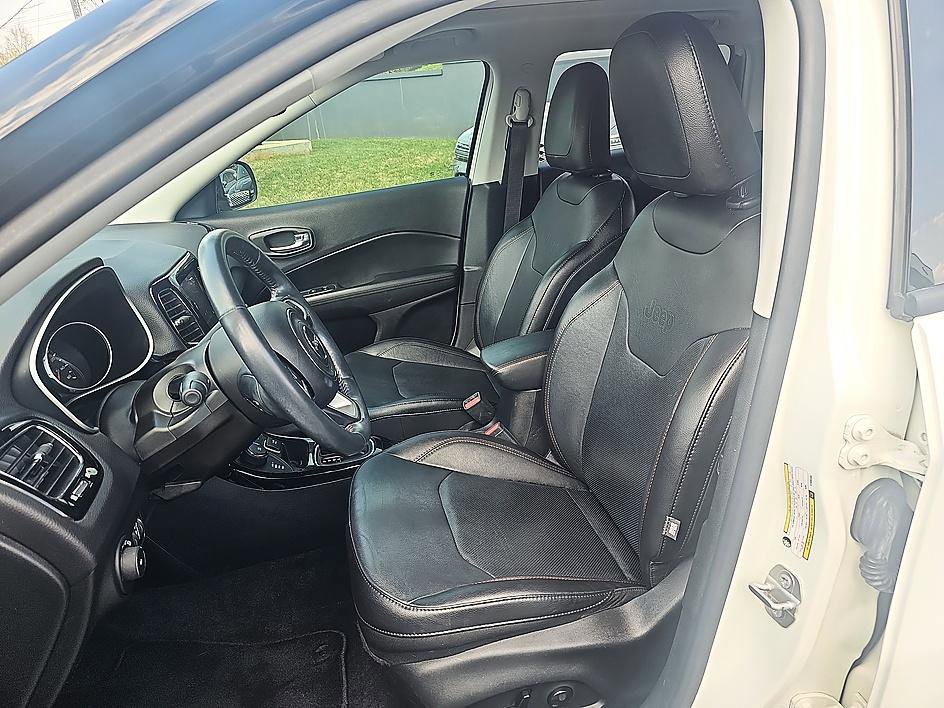 Used 2019 Jeep Compass Limited w/ Safety & Security Group image 16