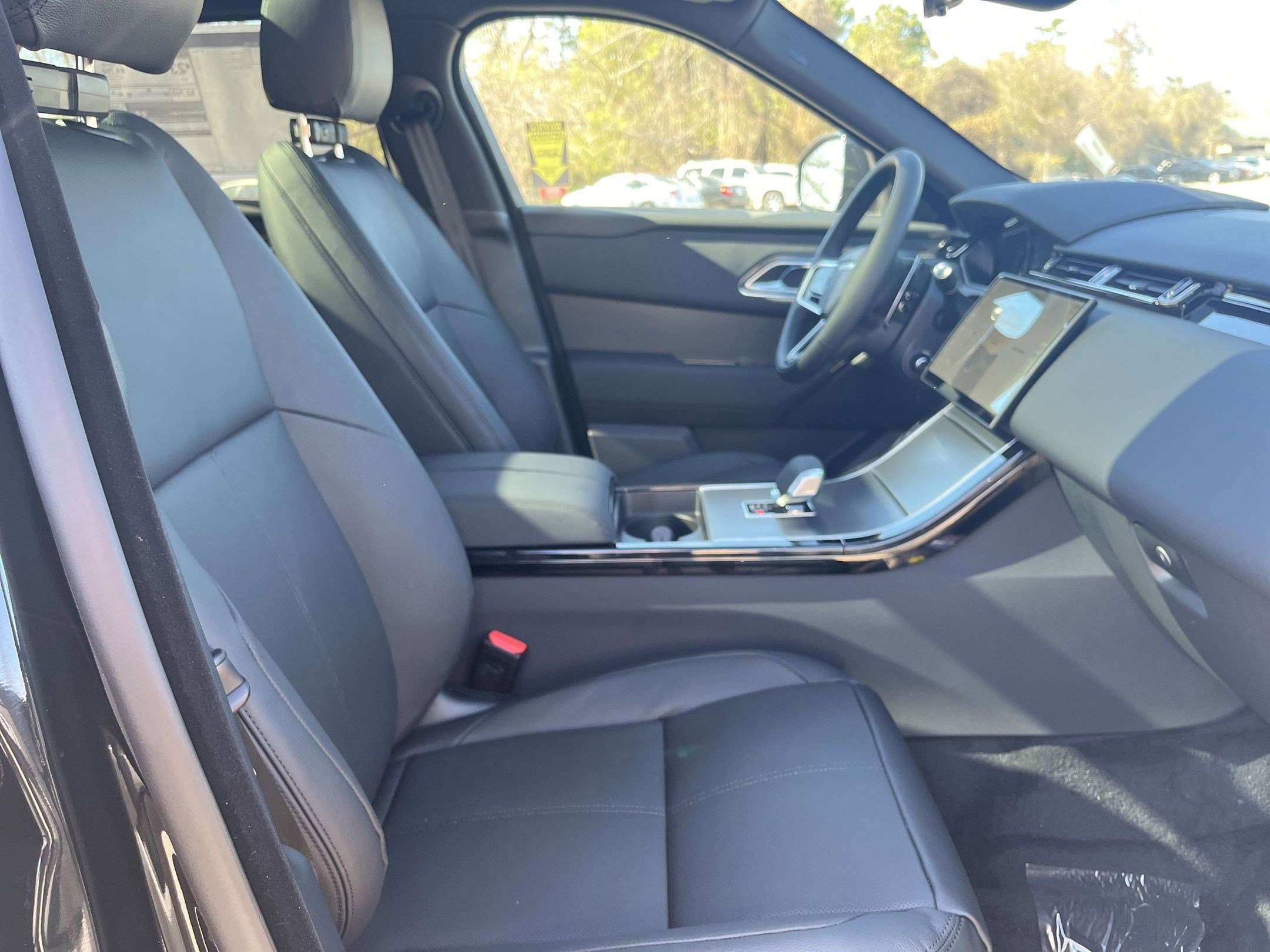 New 2026 Land Rover Range Rover Velar S image 20