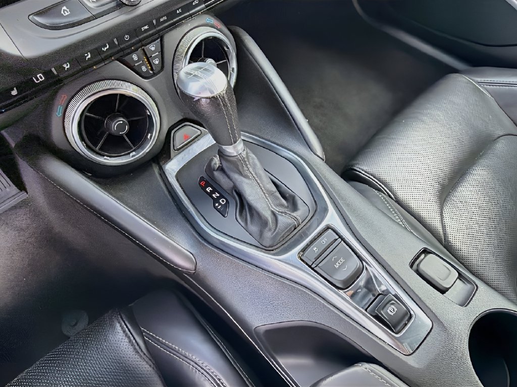 Used 2021 Chevrolet Camaro SS RWD image 16