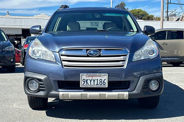 Used 2013 Subaru Outback 2.5i Limited AWD/4WD image 8