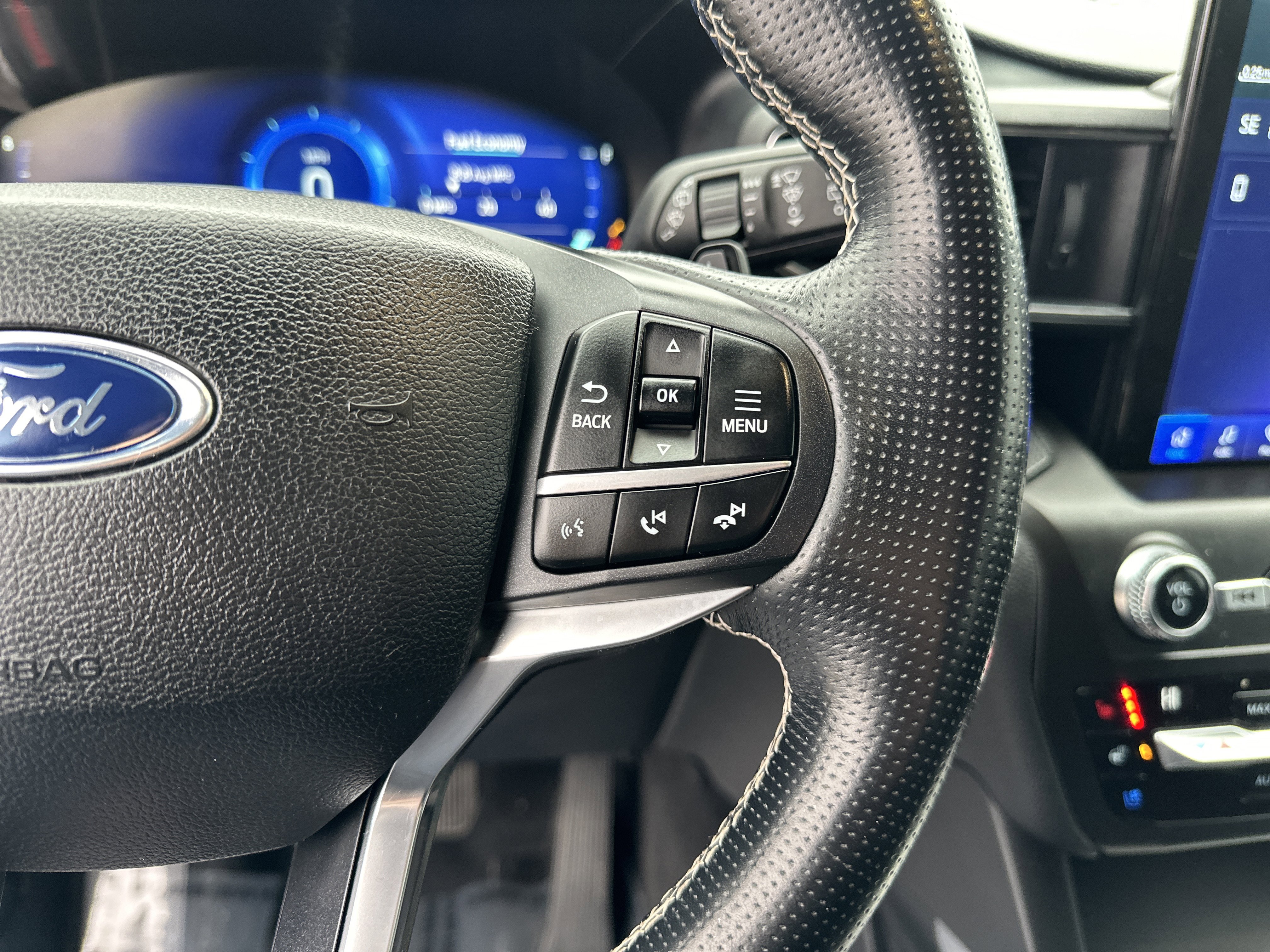 Used 2020 Ford Explorer ST w/ Premium Technology Package image 22