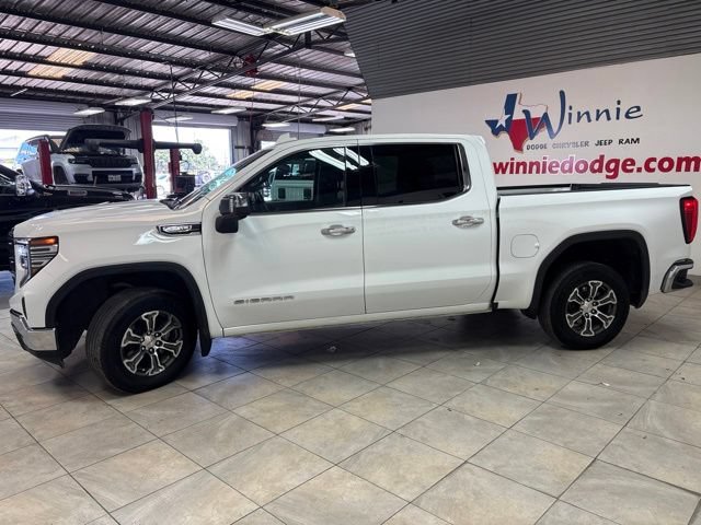 Used 2025 GMC Sierra 1500 SLT RWD image 11