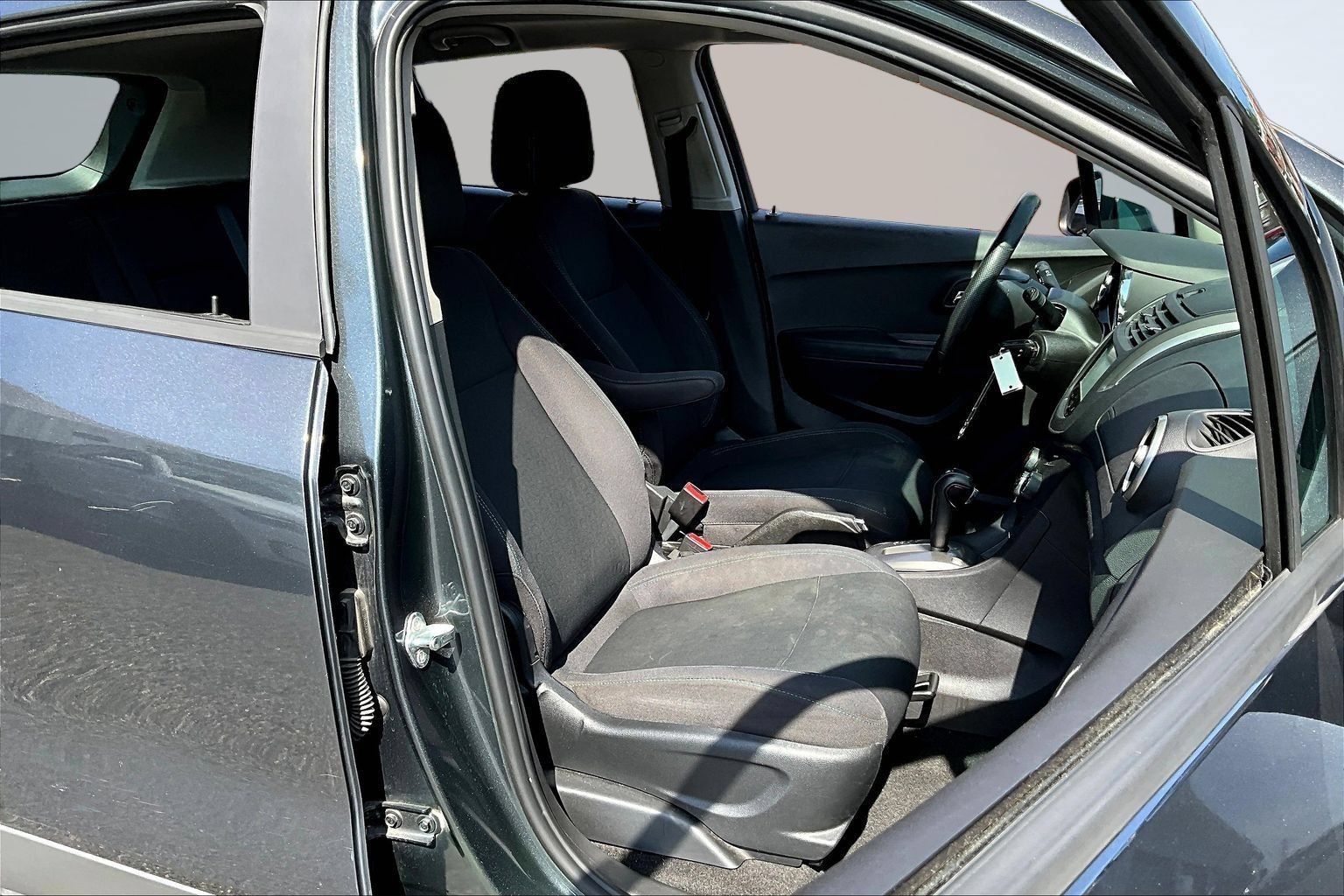 Used 2016 Chevrolet Trax LS FWD image 21