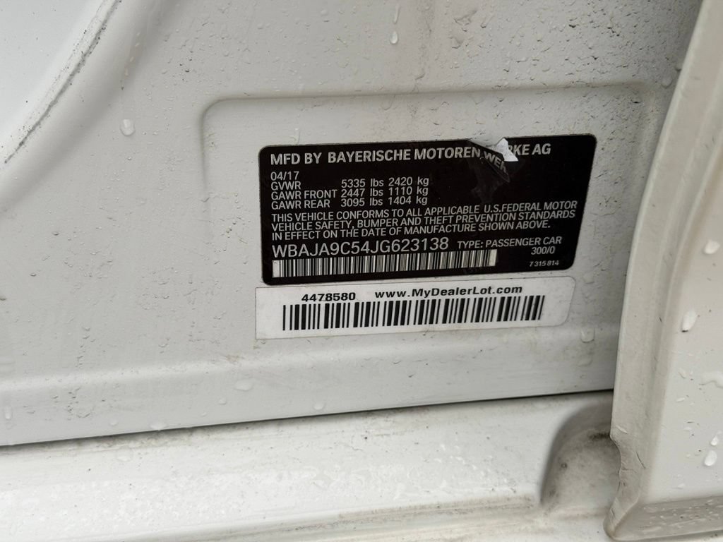 Used 2018 BMW 530e RWD image 10
