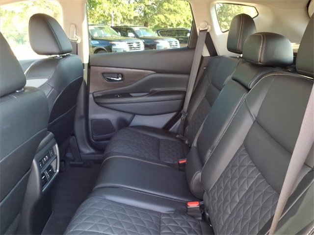 Certified 2024 Nissan Murano Platinum w/ Cargo Package image 6