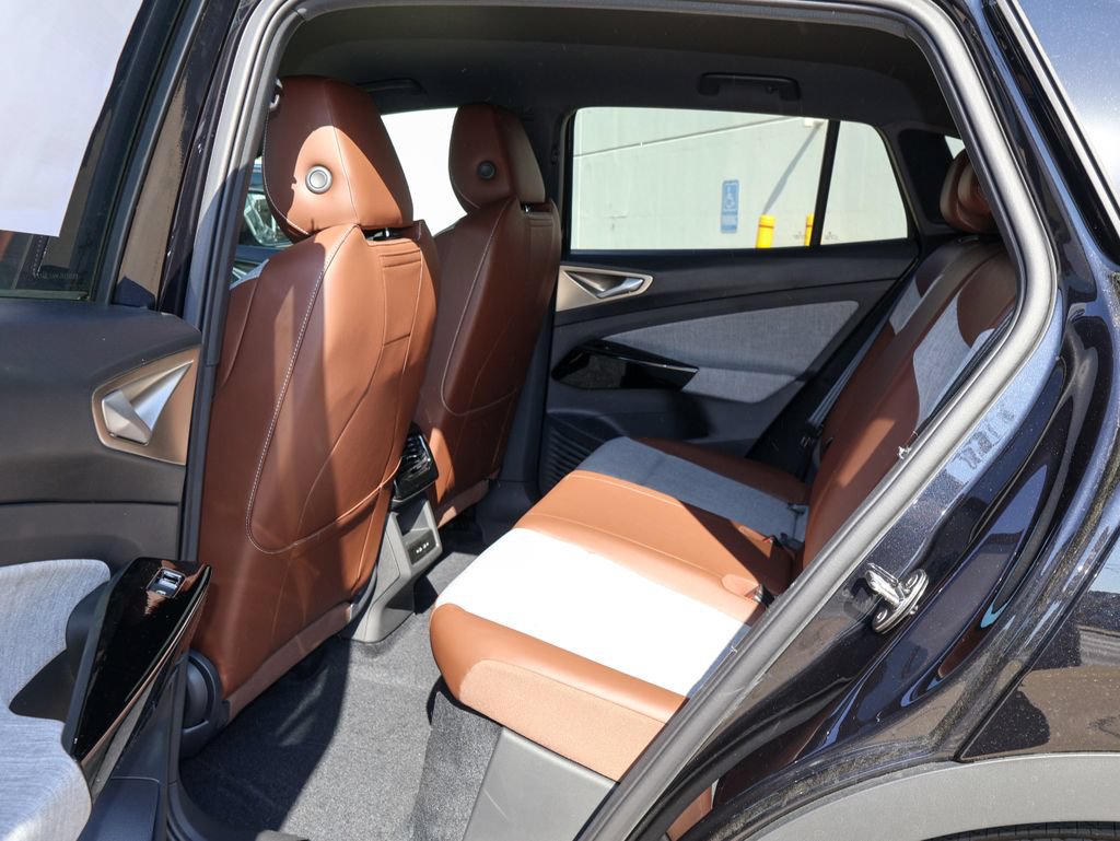 New 2026 Volkswagen ID.4 Pro AWD/4WD image 14