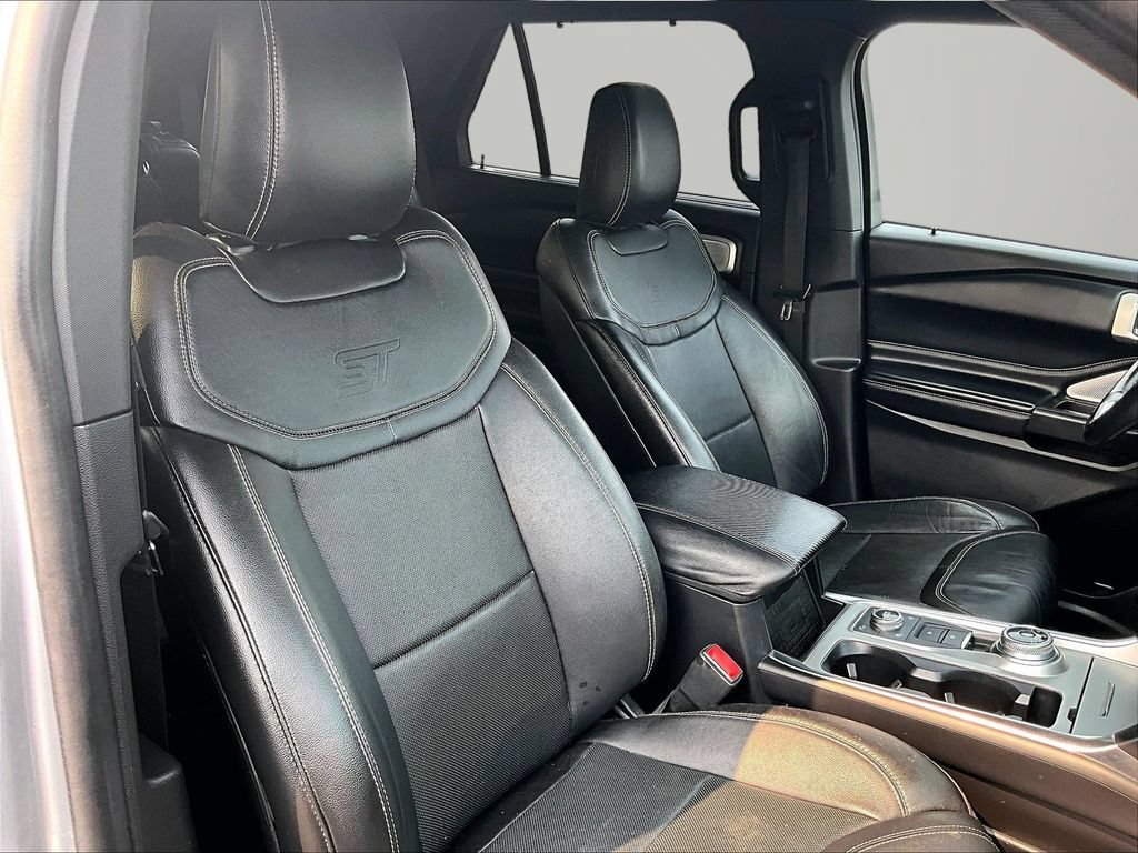 Used 2020 Ford Explorer ST w/ Premium Technology Package AWD/4WD image 7