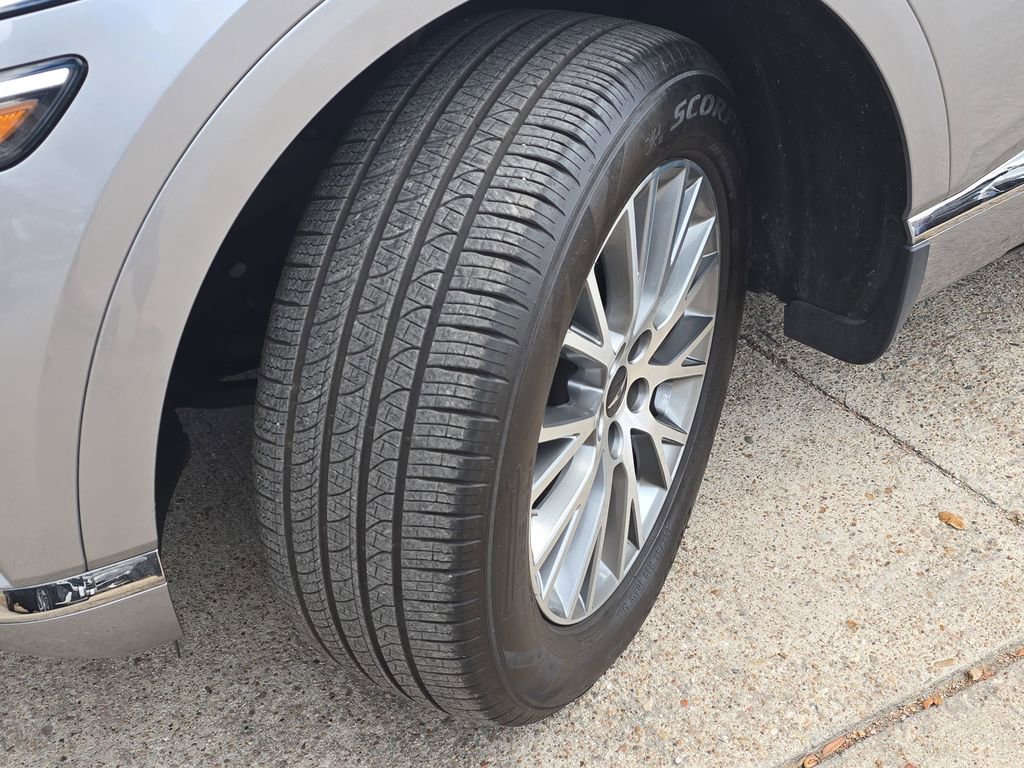 Used 2025 Genesis GV80 2.5T image 31