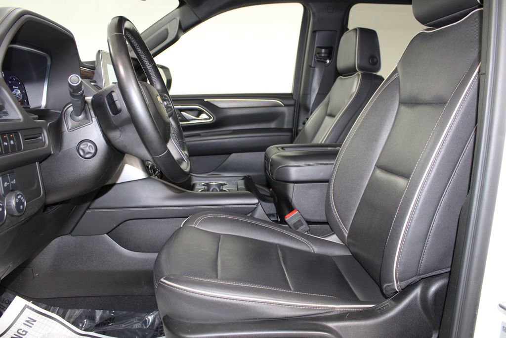 Used 2023 Chevrolet Suburban Premier image 24