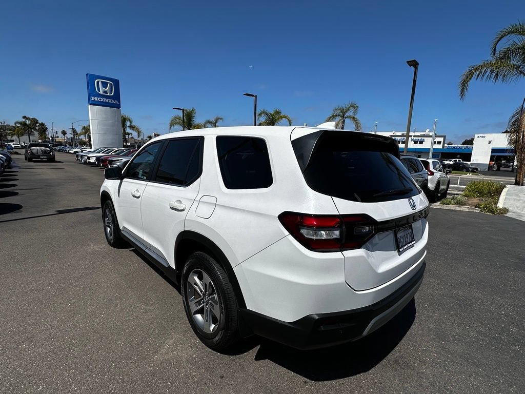 Used 2023 Honda Pilot EX-L image 6