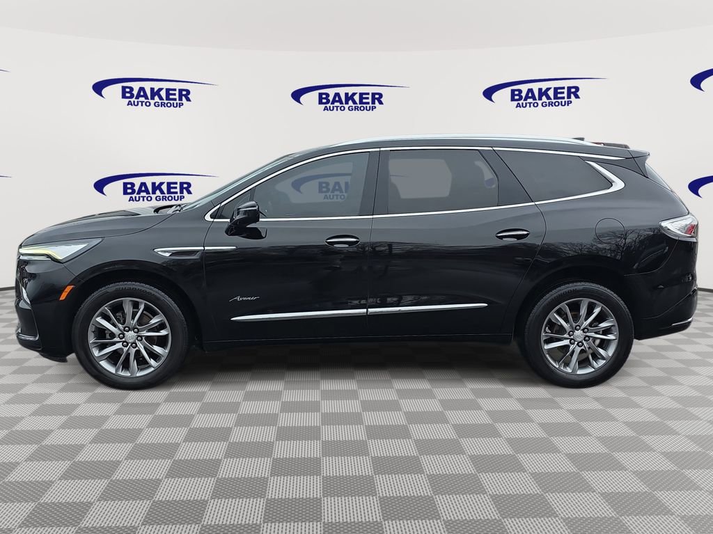 Used 2022 Buick Enclave Avenir w/ Avenir Technology Package image 6