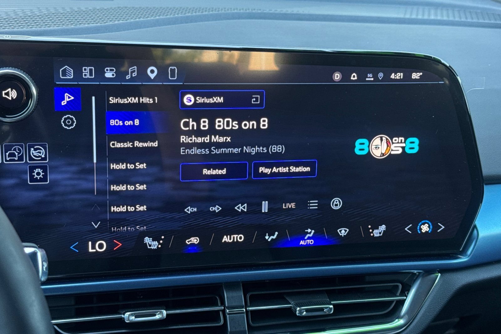 Used 2026 Chevrolet Equinox EV LT FWD image 25