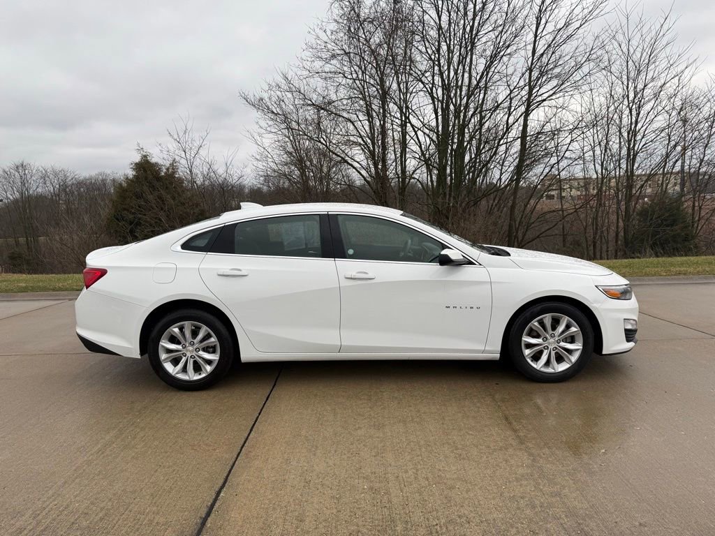 Used 2024 Chevrolet Malibu LT FWD image 2
