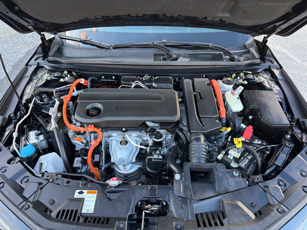 Used 2024 Honda Accord Sport image 11