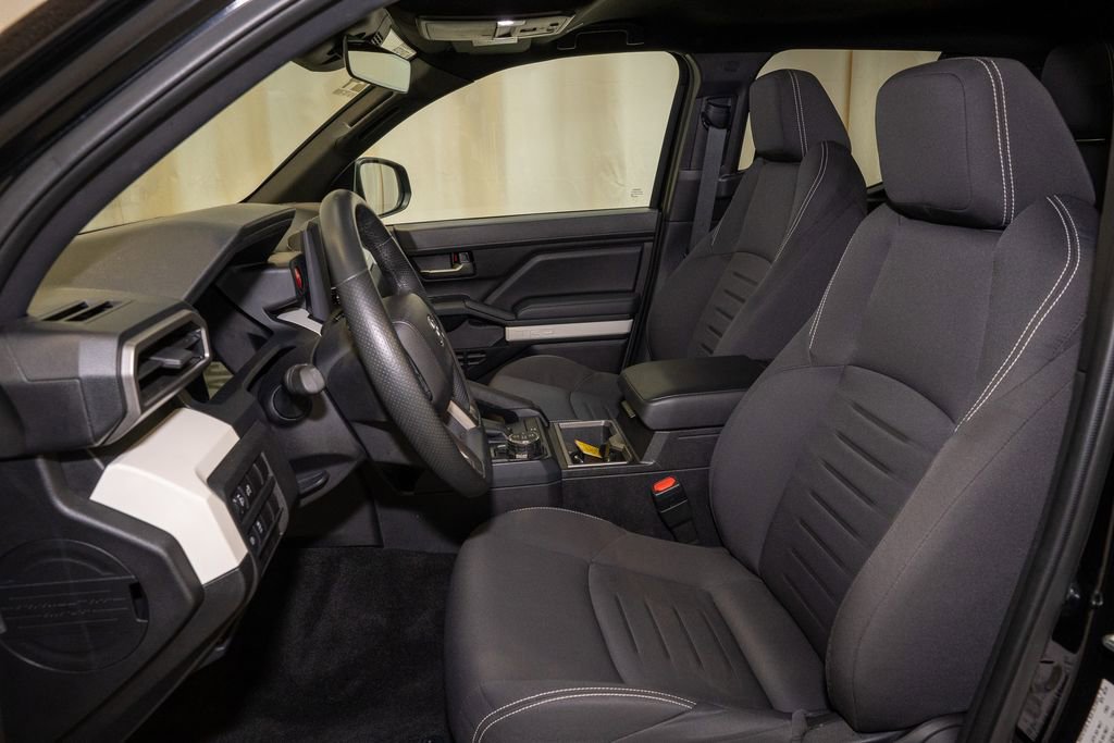 Certified 2024 Toyota Tacoma TRD Off-Road image 9