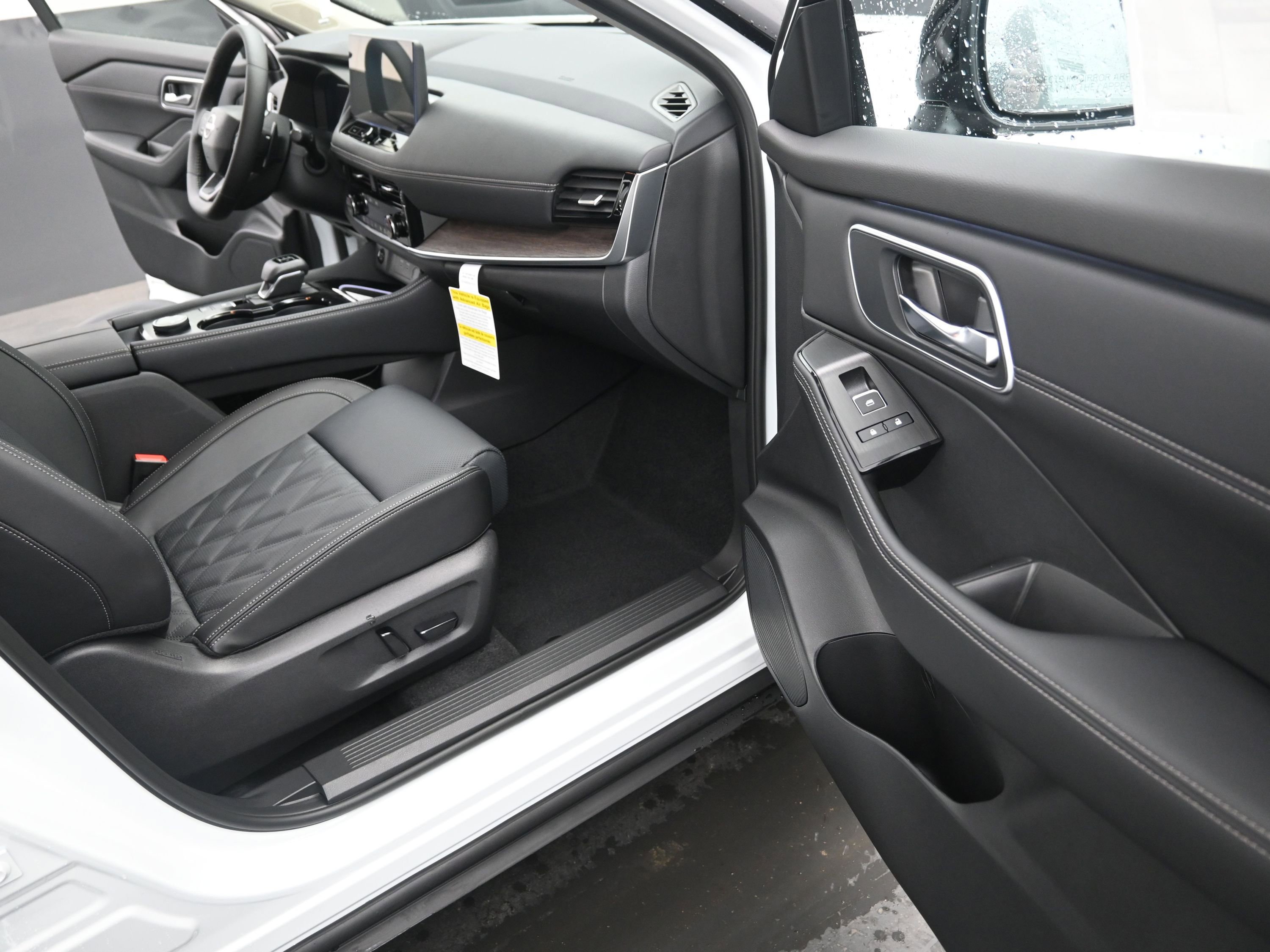 New 2026 Nissan Rogue Platinum w/ Platinum Premium Package AWD/4WD image 20
