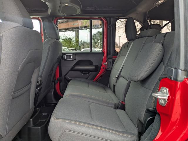 Used 2024 Jeep Wrangler Unlimited Sahara image 18