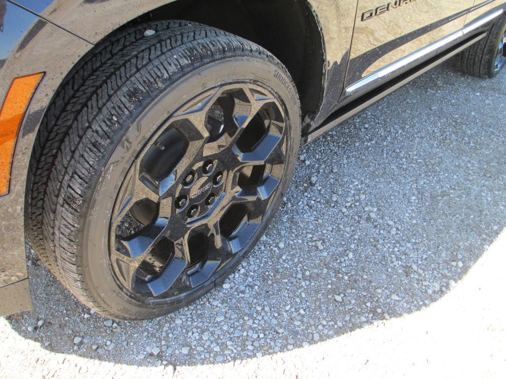 New 2026 GMC Yukon Denali AWD/4WD image 11