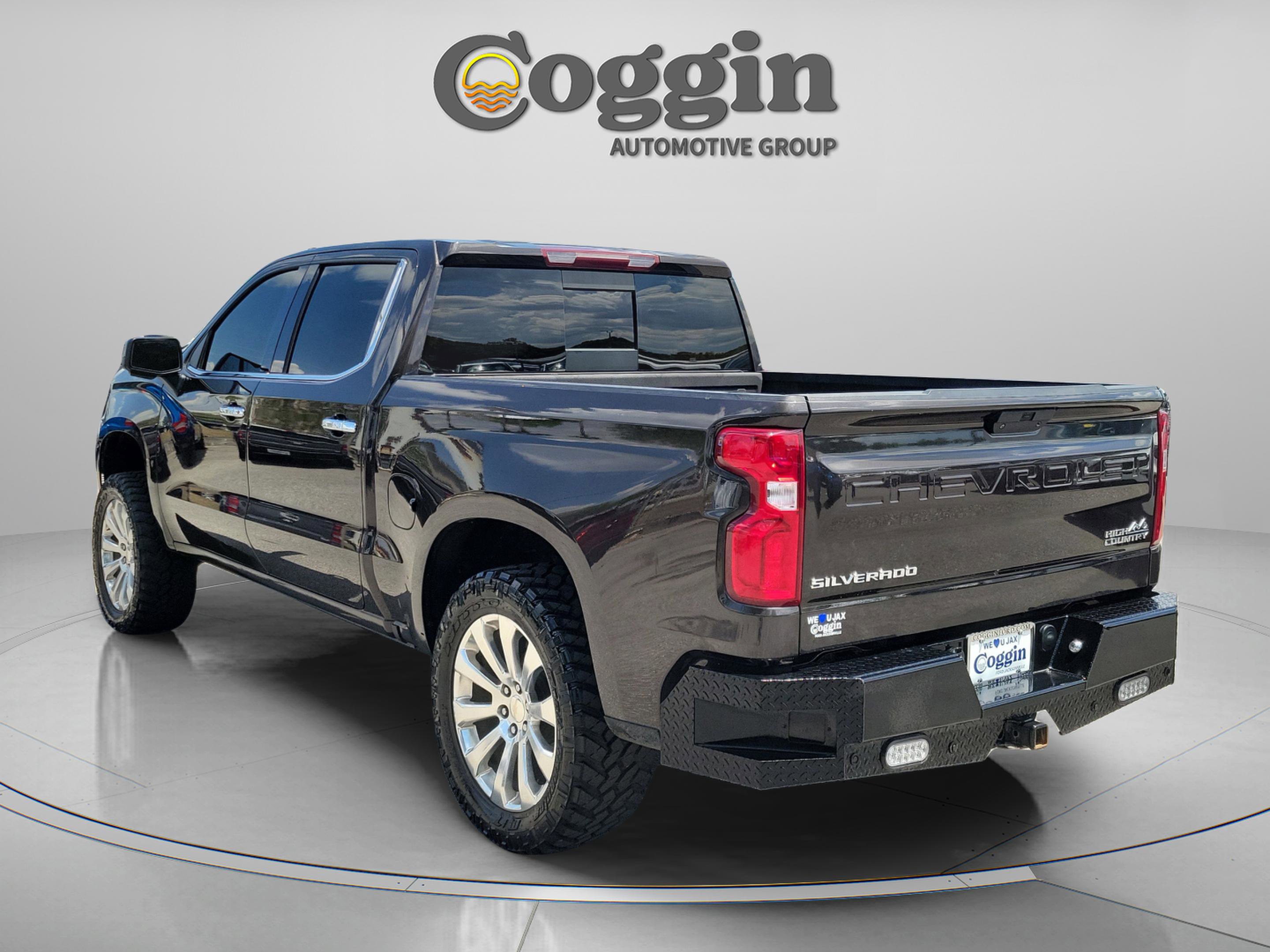 Used 2021 Chevrolet Silverado 1500 High Country AWD/4WD image 2