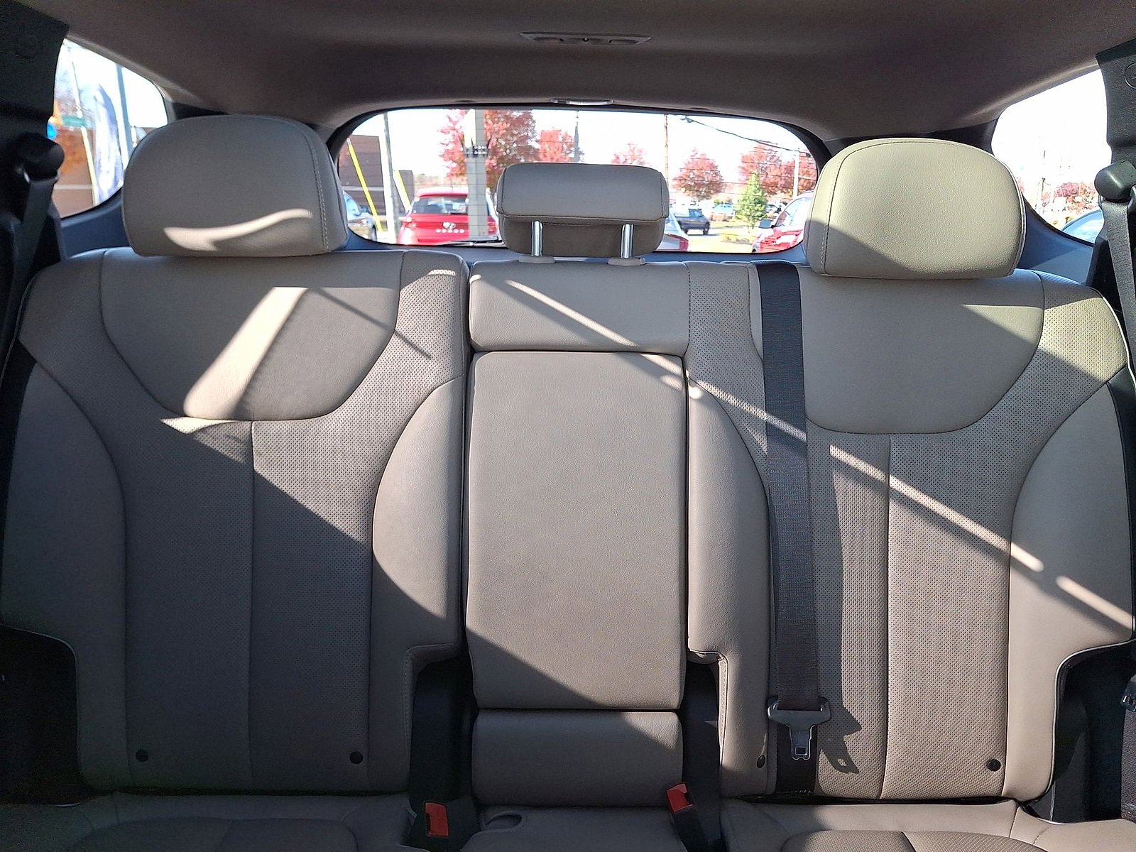 Certified 2022 Hyundai Santa Fe Limited image 13