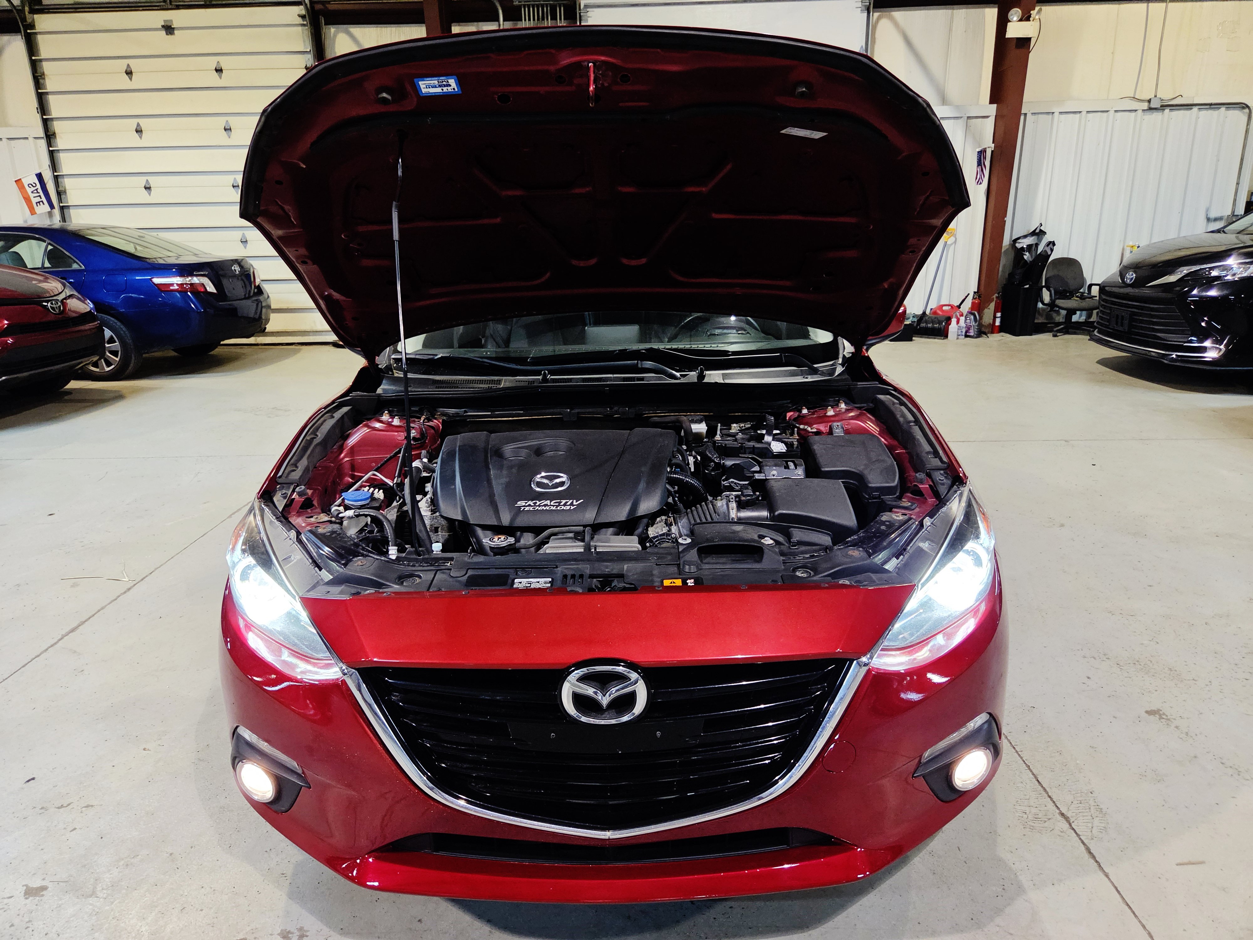 Used 2014 MAZDA MAZDA3 s Touring FWD image 48