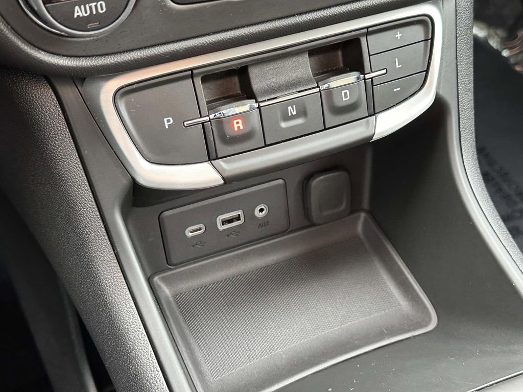 Certified 2023 GMC Terrain SLE w/ Driver Convenience Package image 28