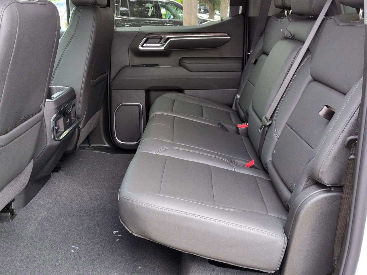 New 2026 Chevrolet Silverado 1500 LTZ w/ LTZ Convenience Package II AWD/4WD image 22