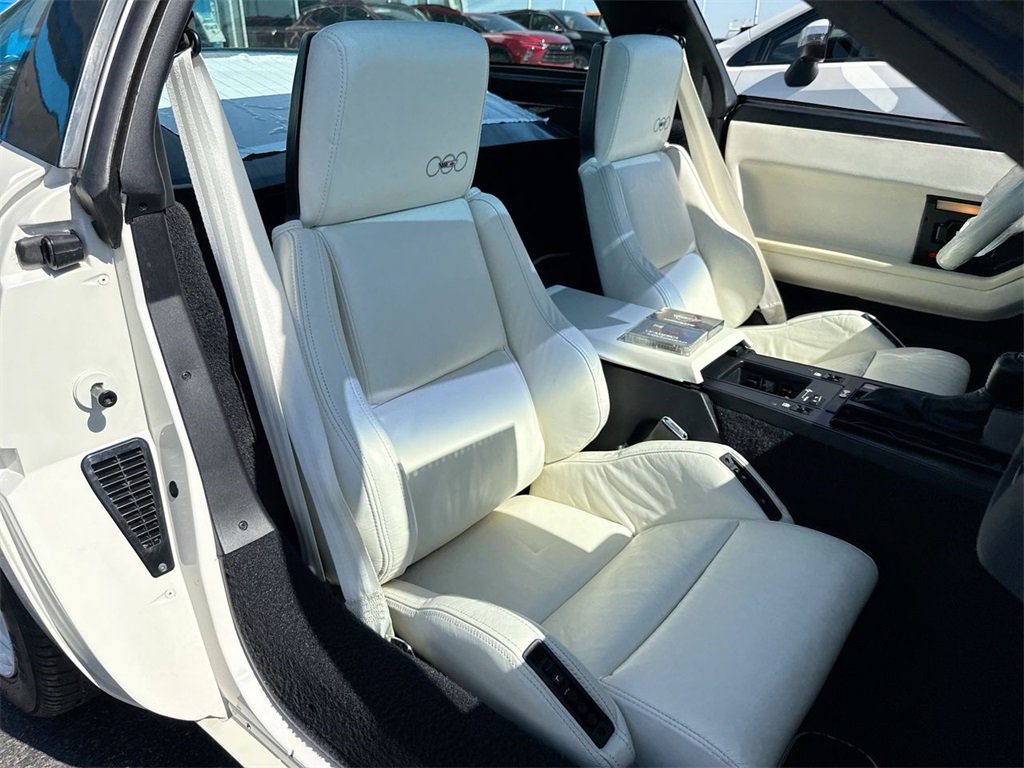 Used 1988 Chevrolet Corvette Coupe image 42