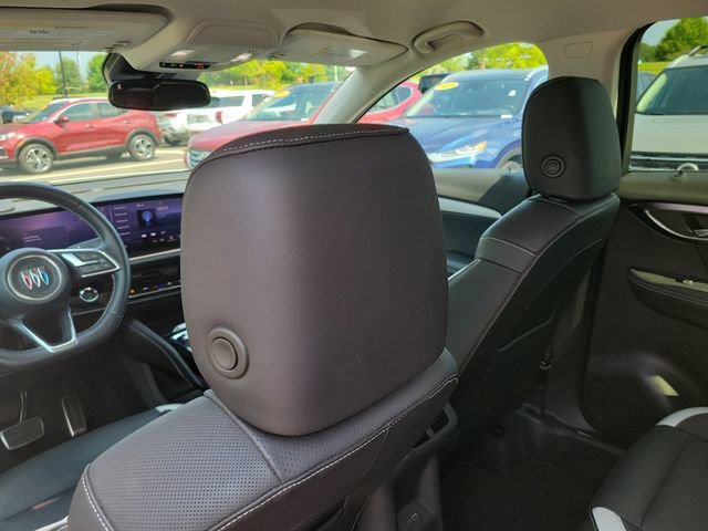 Used 2024 Buick Envision Sport Touring AWD/4WD image 12
